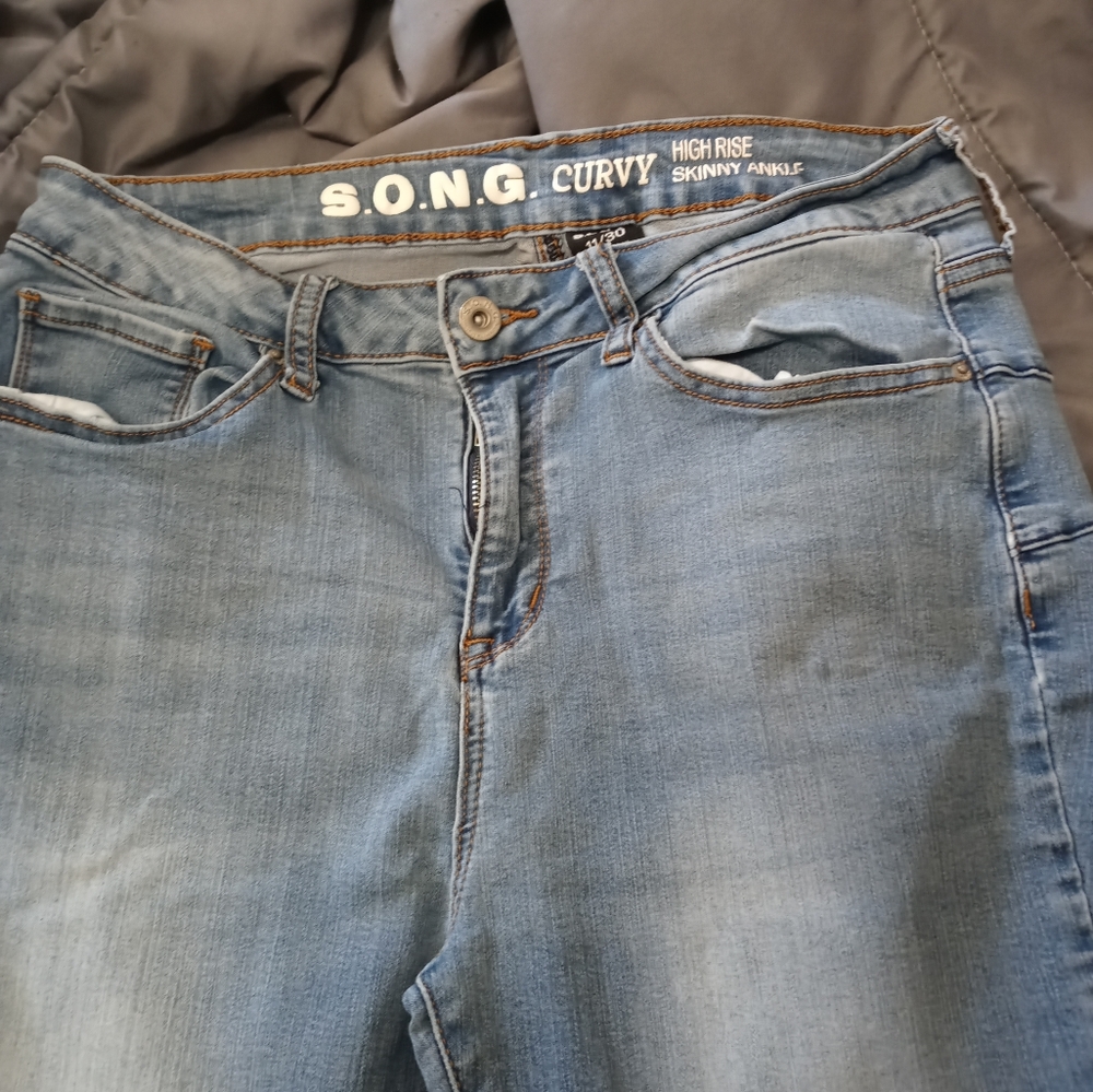 Jeans